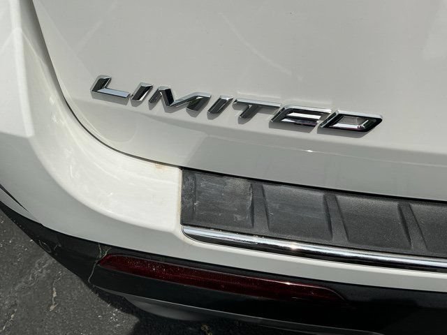 Used 2022 Ford Explorer Limited w/ Equipment Group 301A AWD/4WD image 6