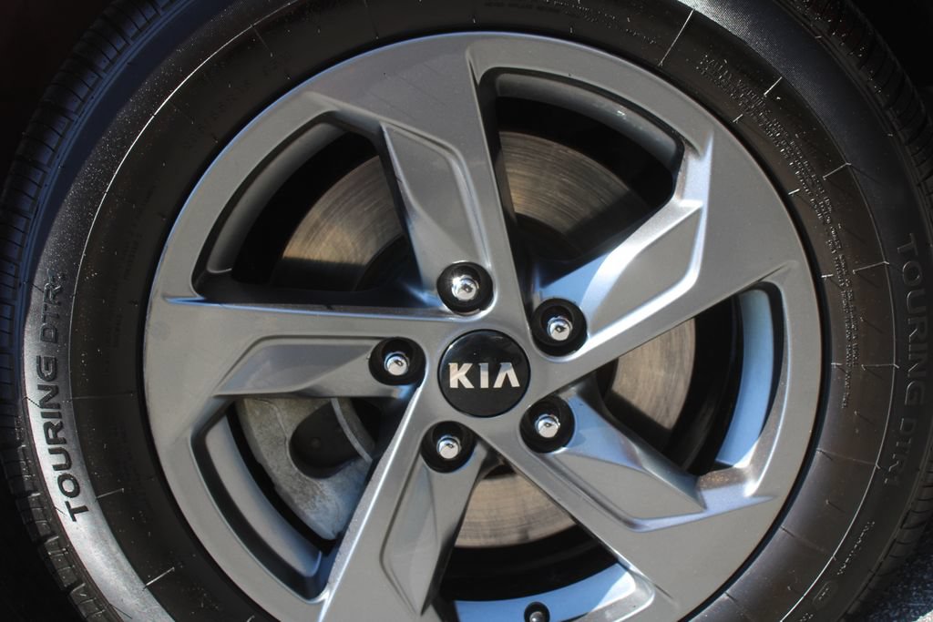 Used 2021 Kia K5 LXS FWD image 17
