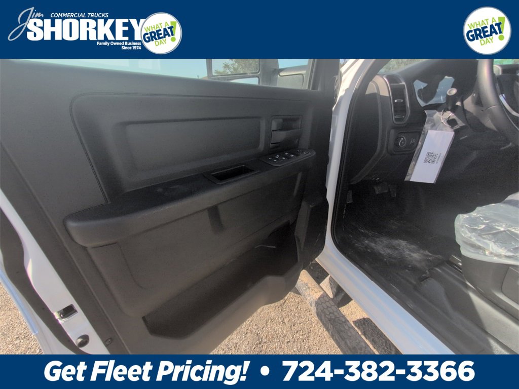 New 2026 RAM 5500 Tradesman w/ Chrome Appearance Group image 16