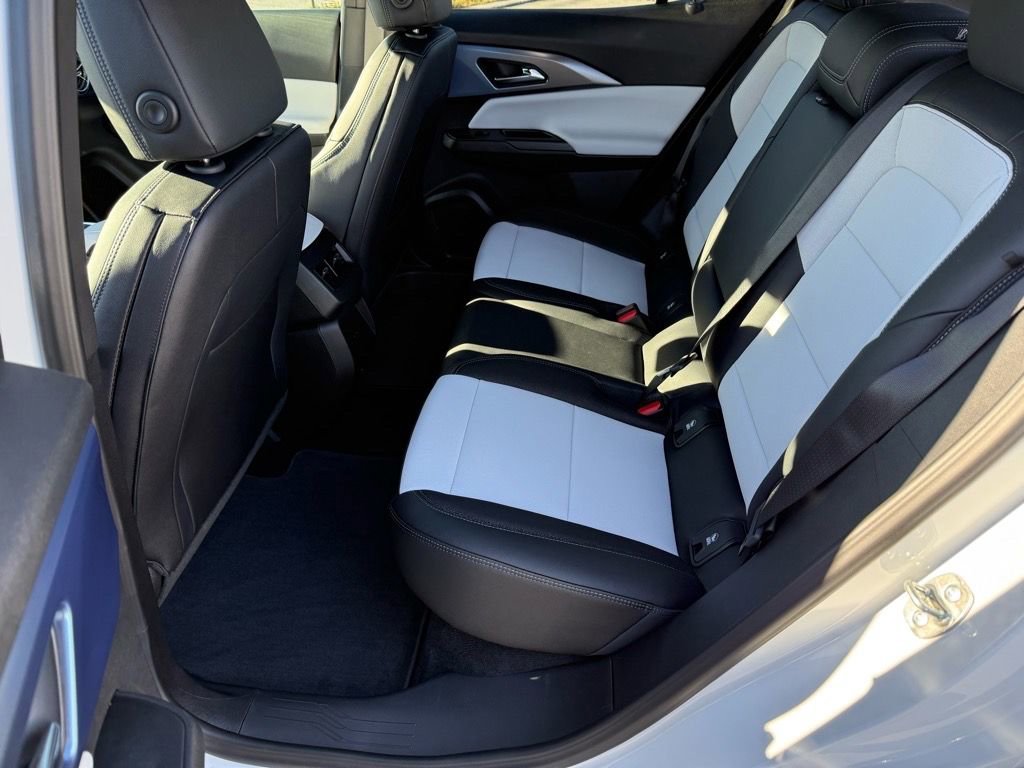 New 2026 Chevrolet Equinox EV LT image 6