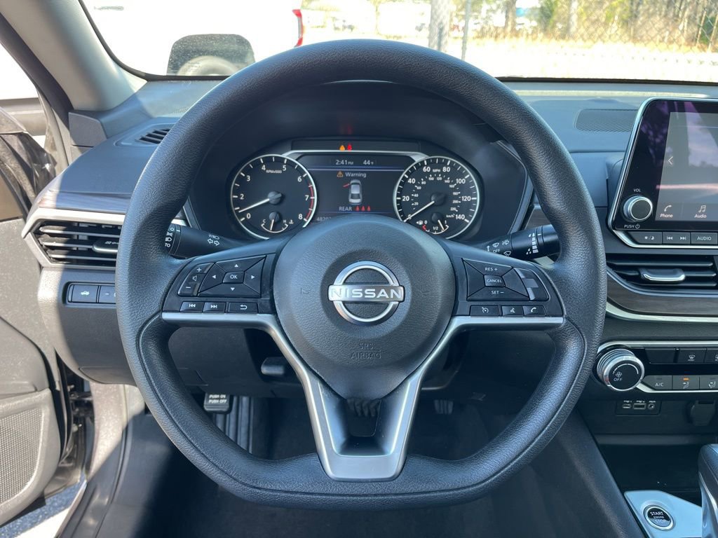 Used 2024 Nissan Altima 2.5 SV image 15