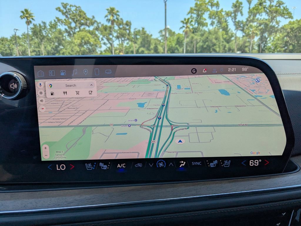 New 2025 Chevrolet Suburban High Country image 25