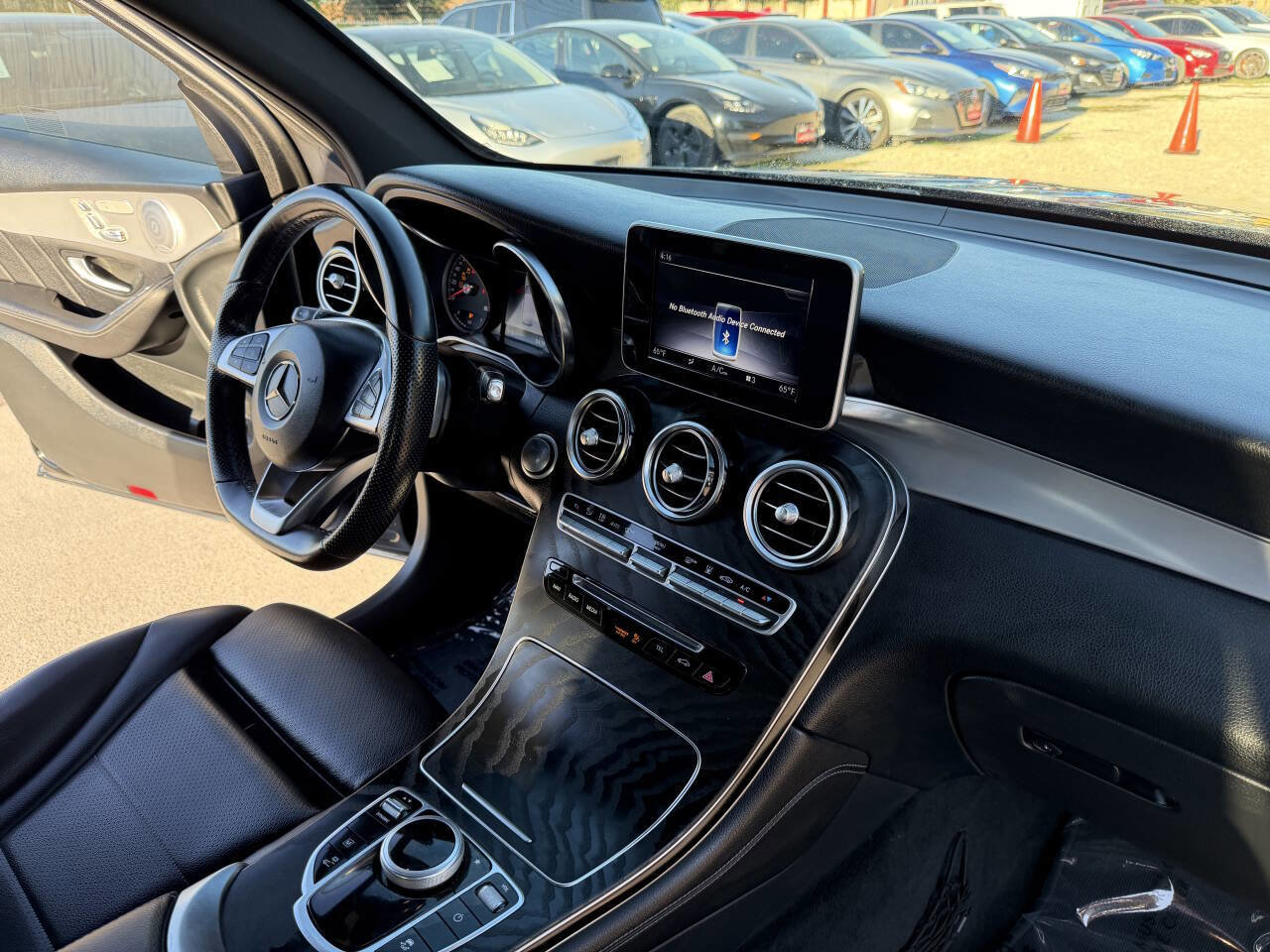 Used 2019 Mercedes-Benz GLC 350e 4MATIC w/ AMG Line image 34