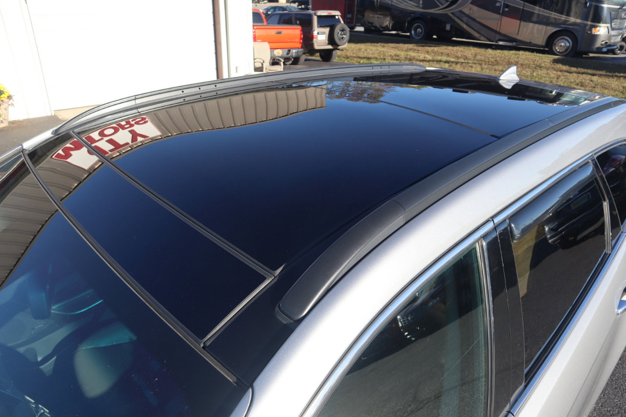 Used 2017 Hyundai Santa Fe AWD w/ SE Ultimate Tech Package 03 image 24