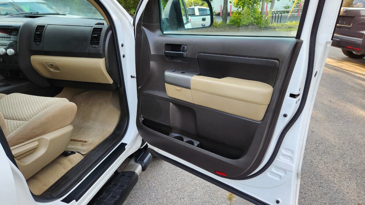 Used 2011 Toyota Tundra 4x4 Double Cab image 34