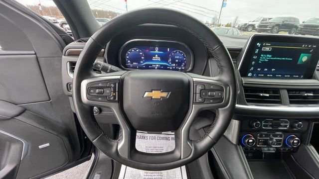 Used 2023 Chevrolet Suburban Premier image 15