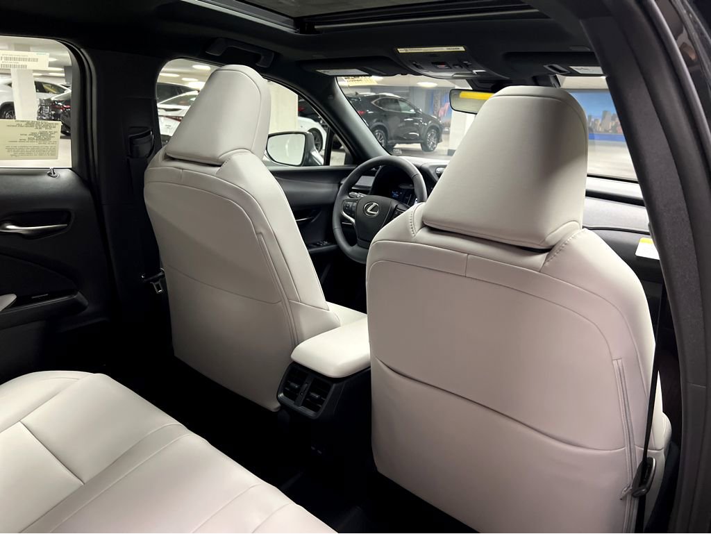 New 2026 Lexus UX 300h AWD image 22