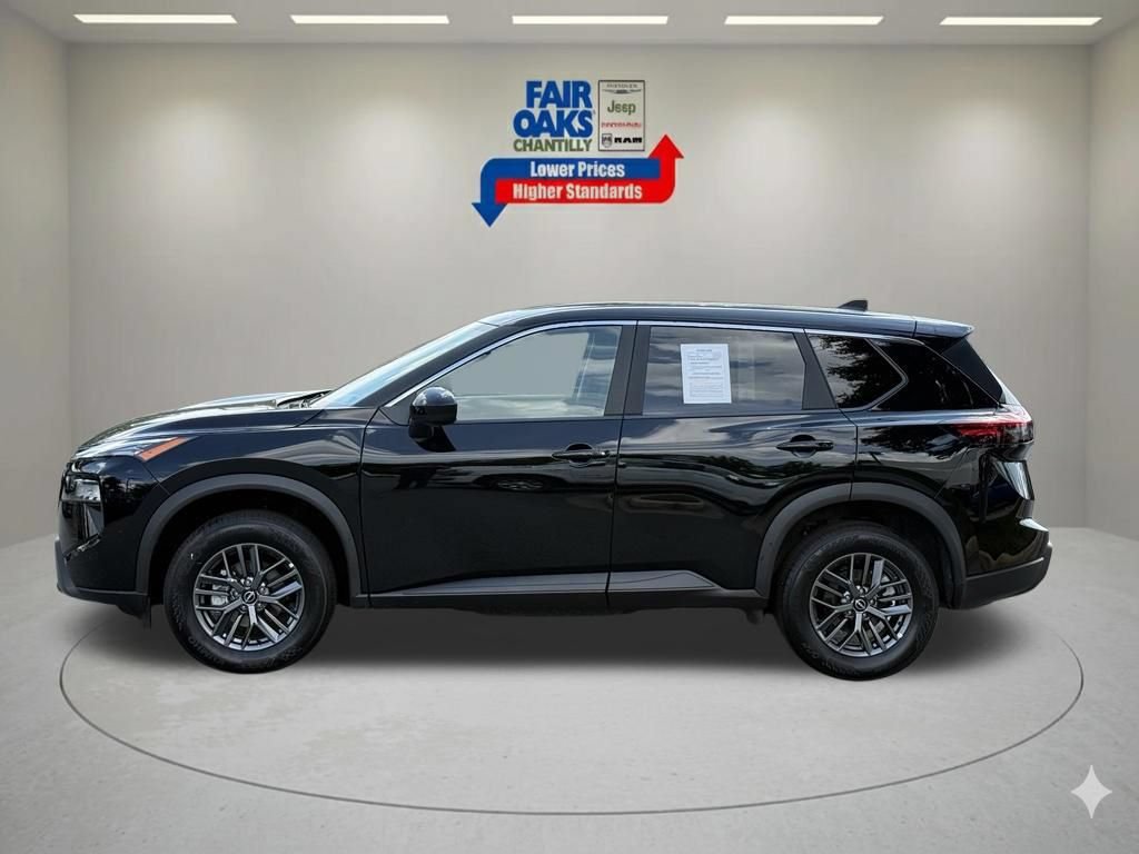 Used 2026 Nissan Rogue SV AWD/4WD image 10