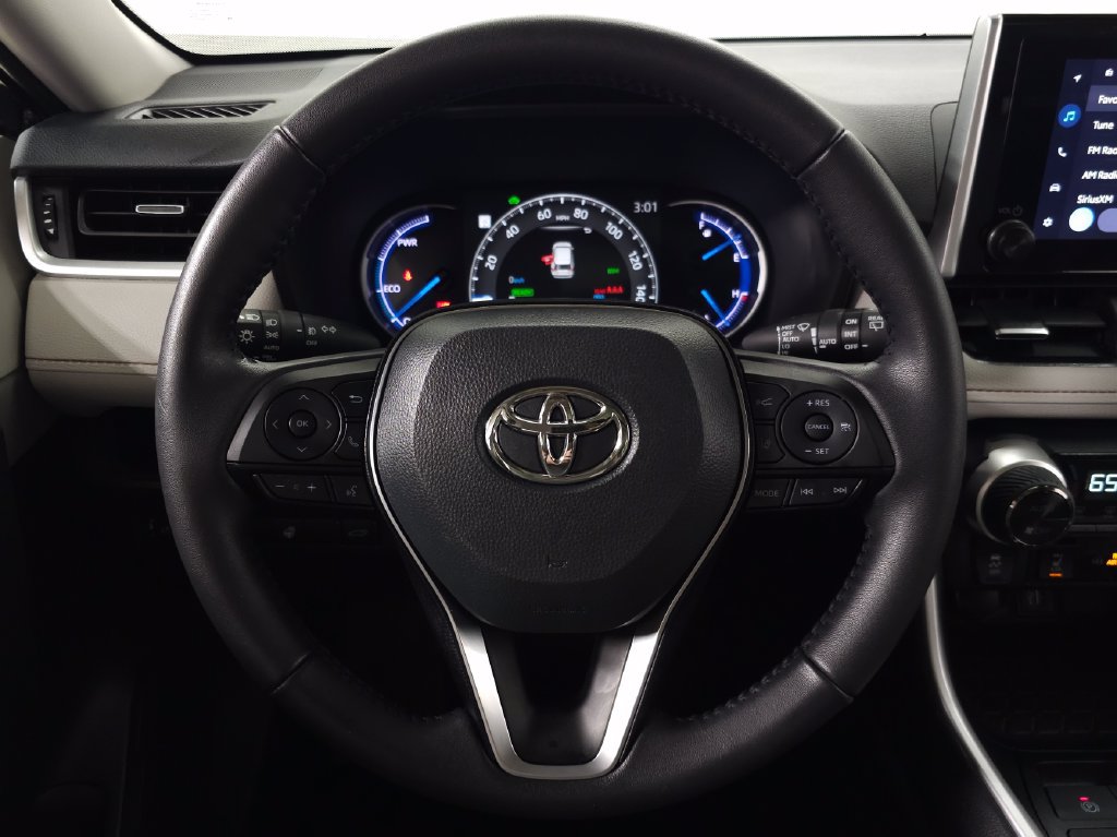 Used 2025 Toyota RAV4 XLE Premium w/ Weather Package AWD/4WD image 20