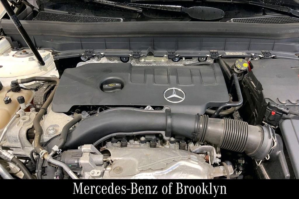 Certified 2021 Mercedes-Benz GLB 250 4MATIC image 32