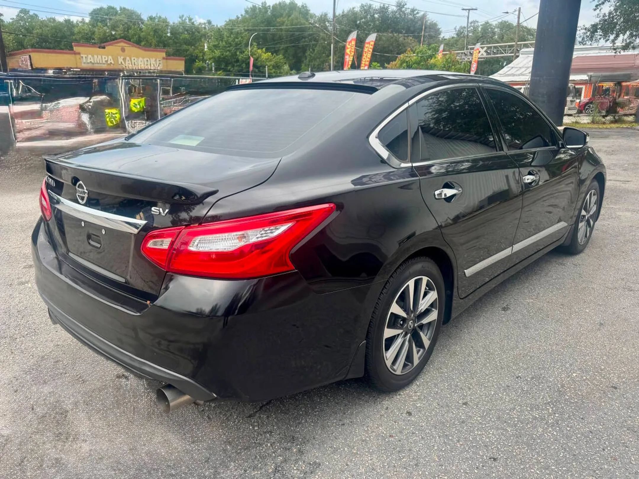 Used 2017 Nissan Altima 2.5 SV FWD image 5