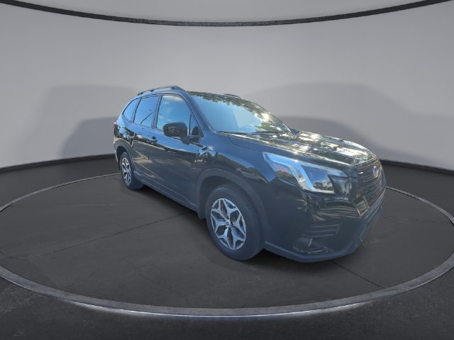 Certified 2022 Subaru Forester Premium w/ Popular Package #2 AWD/4WD image 2