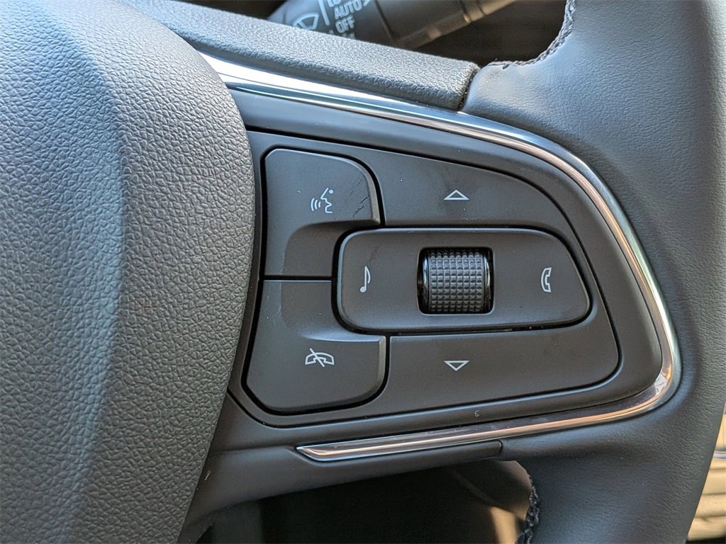 Used 2025 Buick Envista Preferred w/ Convenience I Package image 27