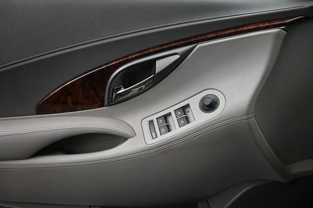Used 2013 Buick LaCrosse Leather FWD image 23