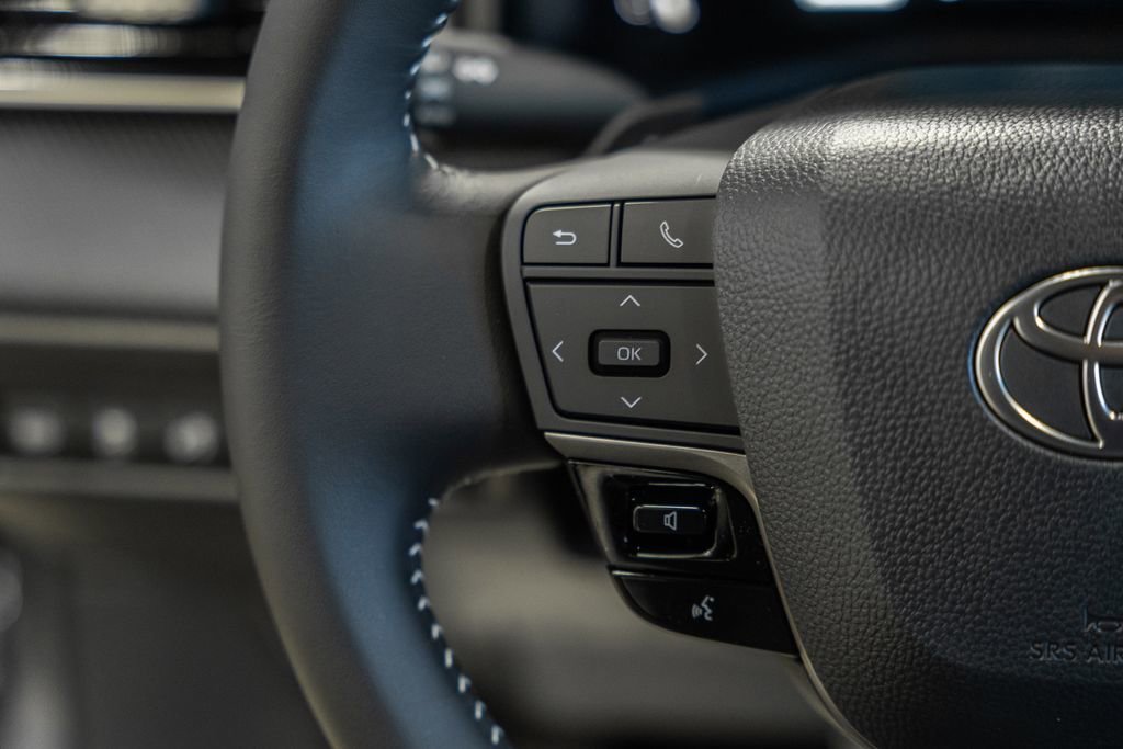 New 2026 Toyota Camry SE image 26