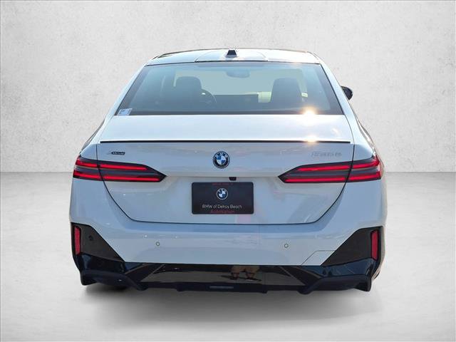 New 2027 BMW 550e xDrive w/ Premium Package AWD/4WD image 7