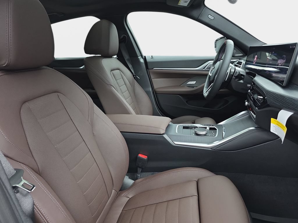 New 2026 BMW 440i xDrive w/ Premium Package AWD/4WD image 9