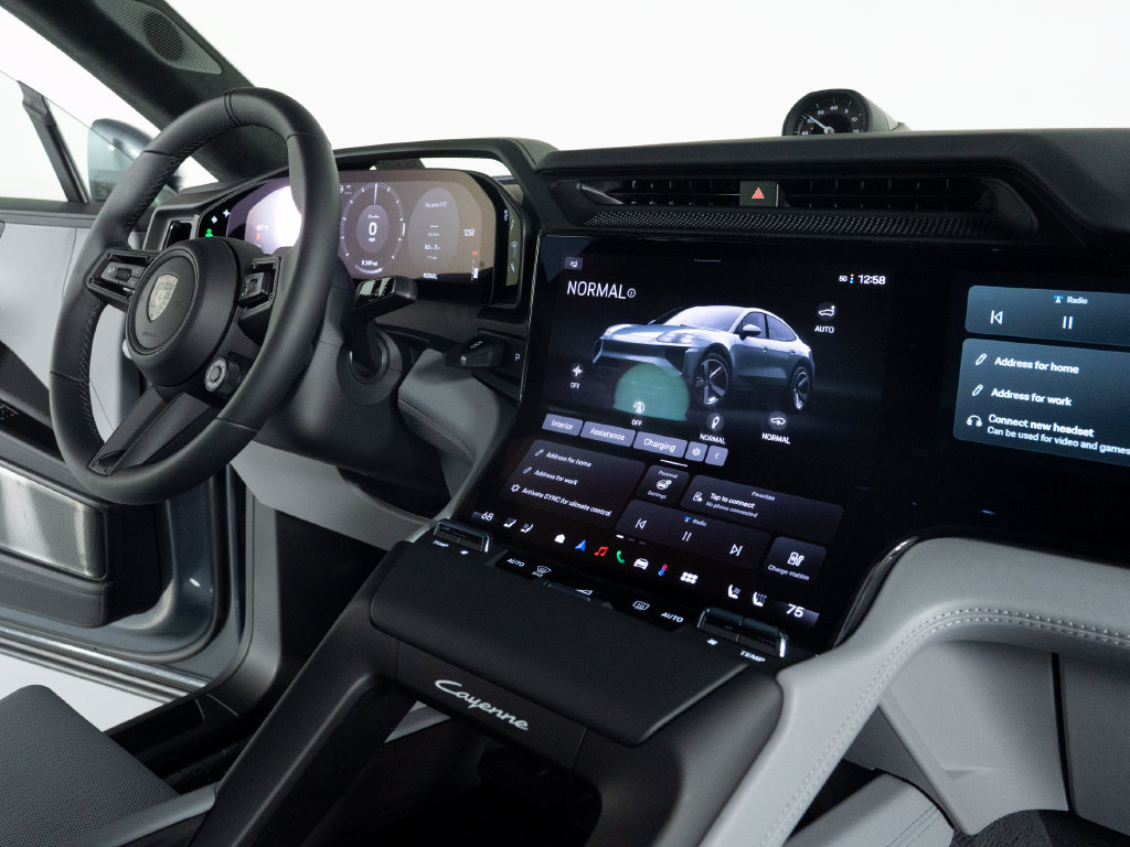 New 2026 Porsche Cayenne Turbo AWD/4WD image 39