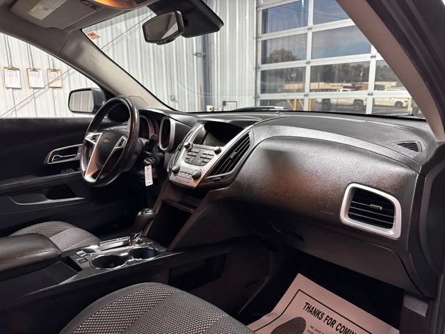 Used 2017 Chevrolet Equinox LT w/ Convenience Package FWD image 24
