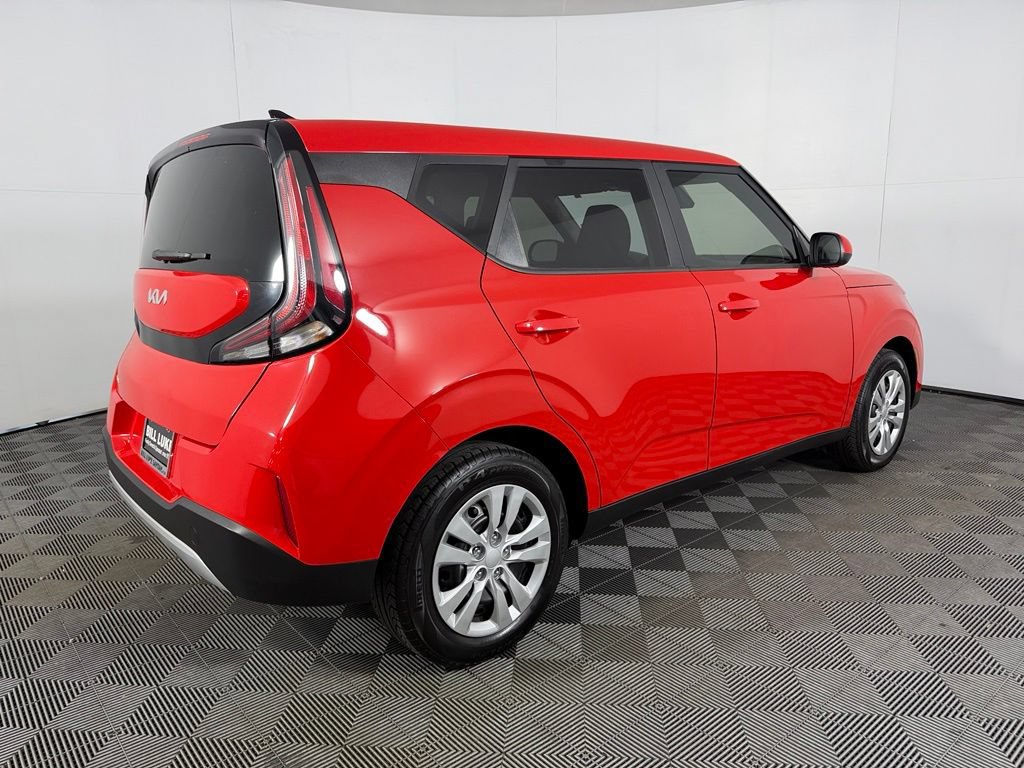 Used 2023 Kia Soul LX FWD image 7