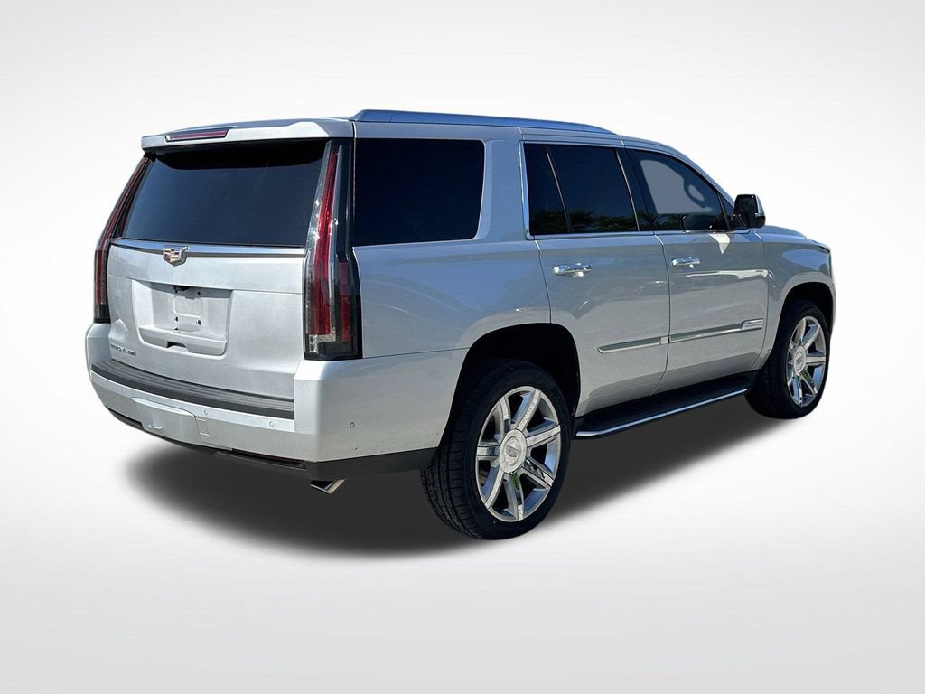 Used 2020 Cadillac Escalade Luxury AWD/4WD image 8