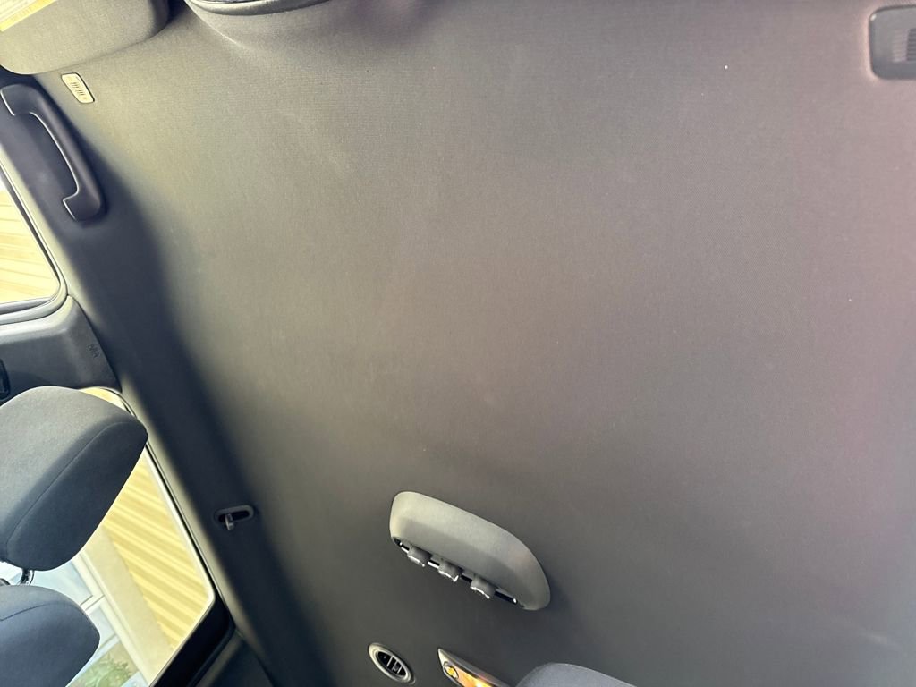 Used 2025 Dodge Durango GT image 21