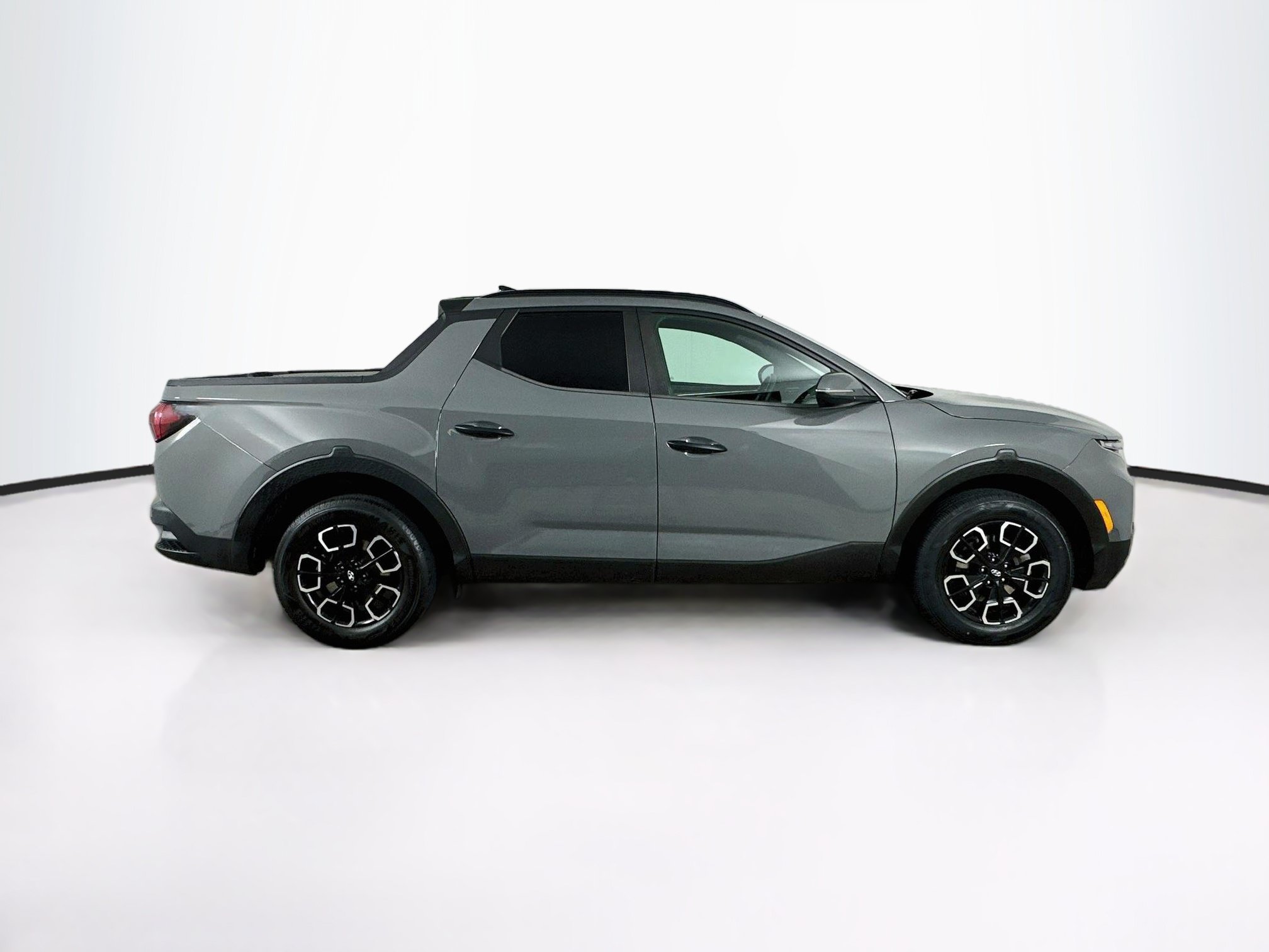 Used 2022 Hyundai Santa Cruz SEL w/ Activity Package FWD image 10