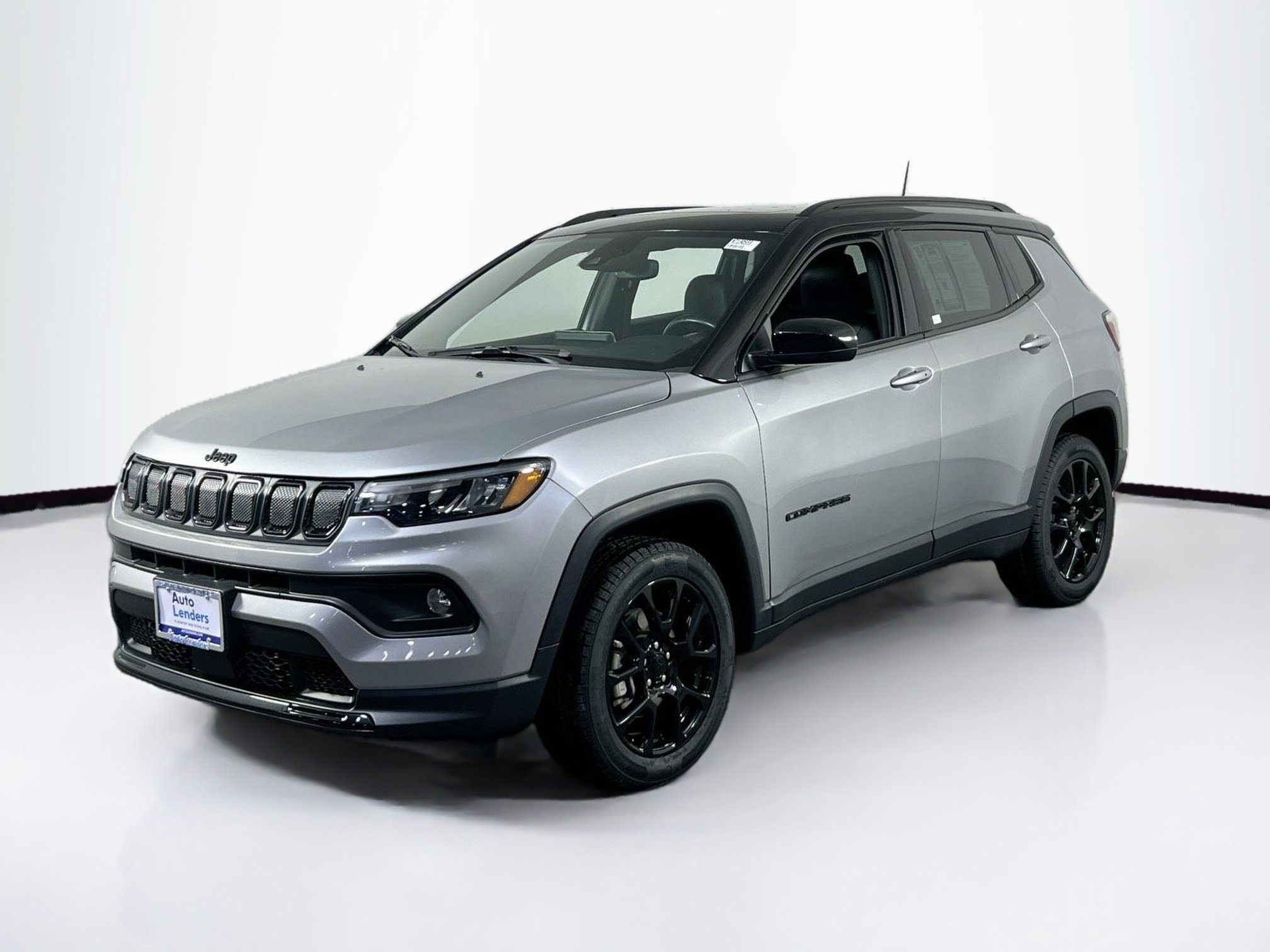 Used 2022 Jeep Compass Altitude w/ Sun and Sound Group image 1