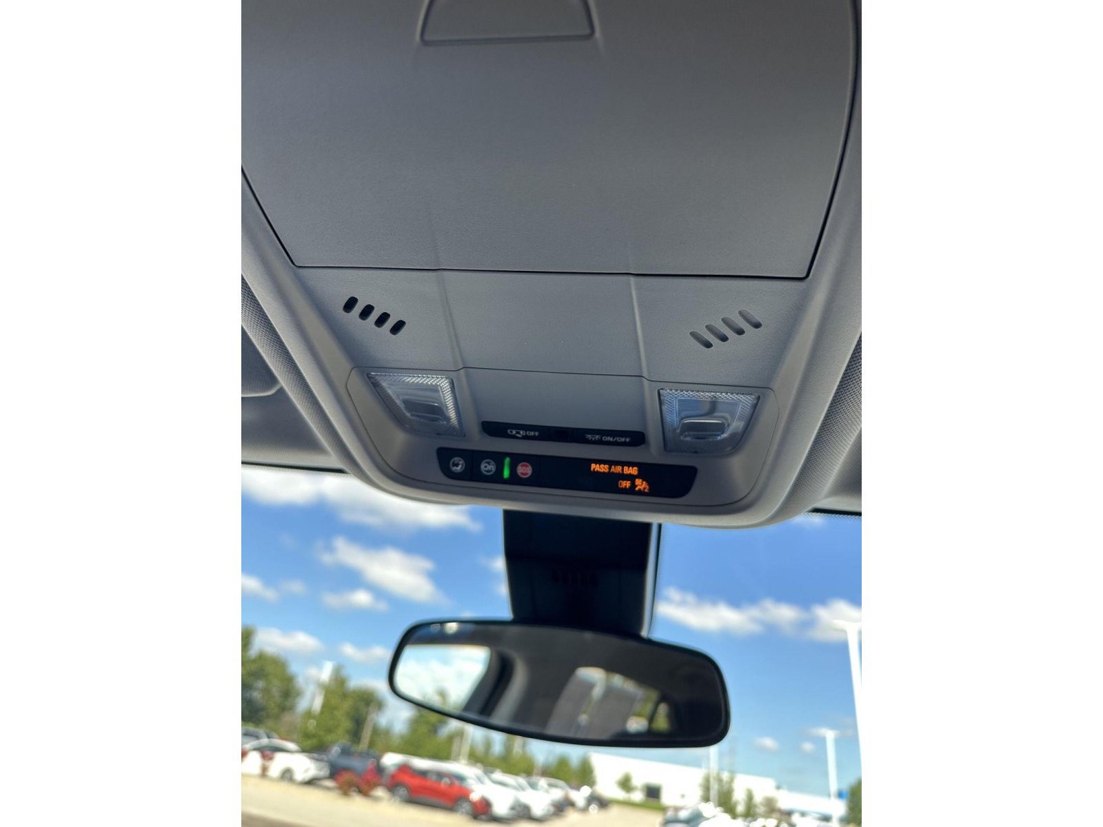 Certified 2024 Chevrolet Equinox LT FWD image 49
