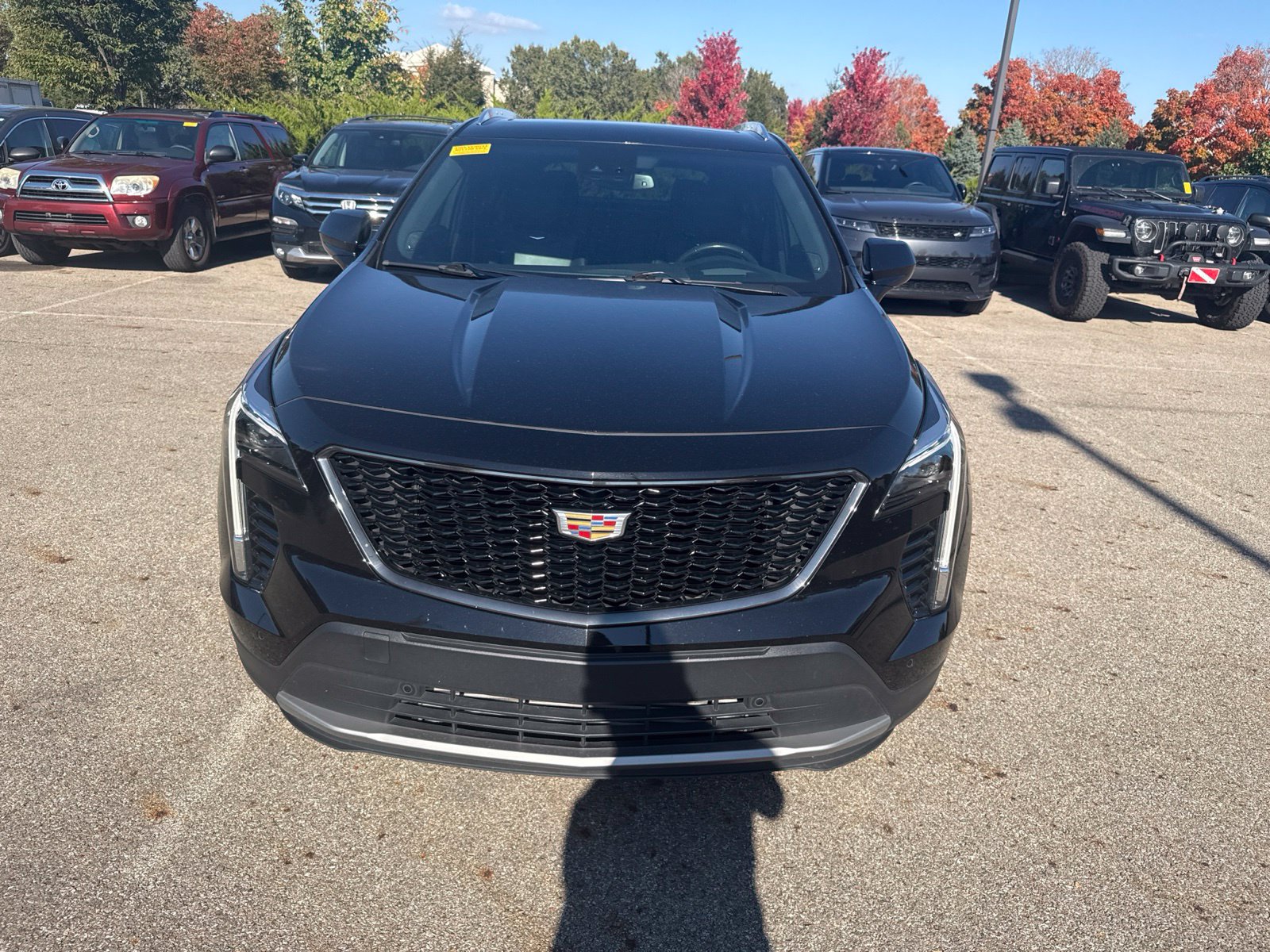 Used 2020 Cadillac XT4 Premium Luxury AWD/4WD image 2