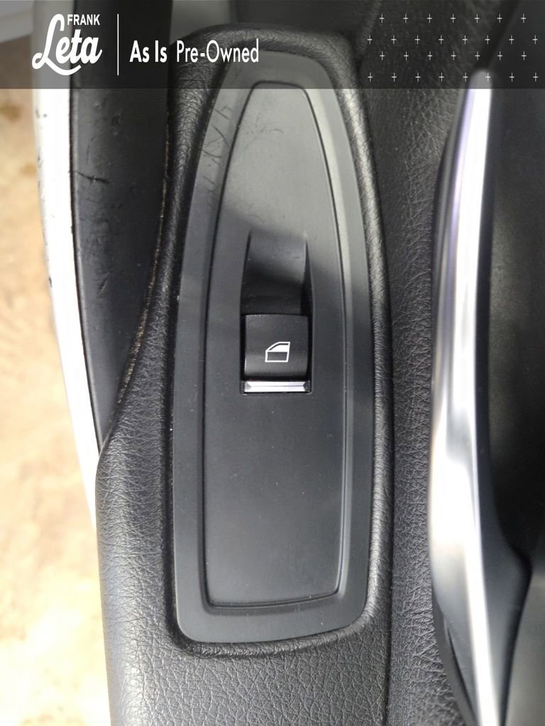 Used 2018 BMW 320i Sedan RWD image 24