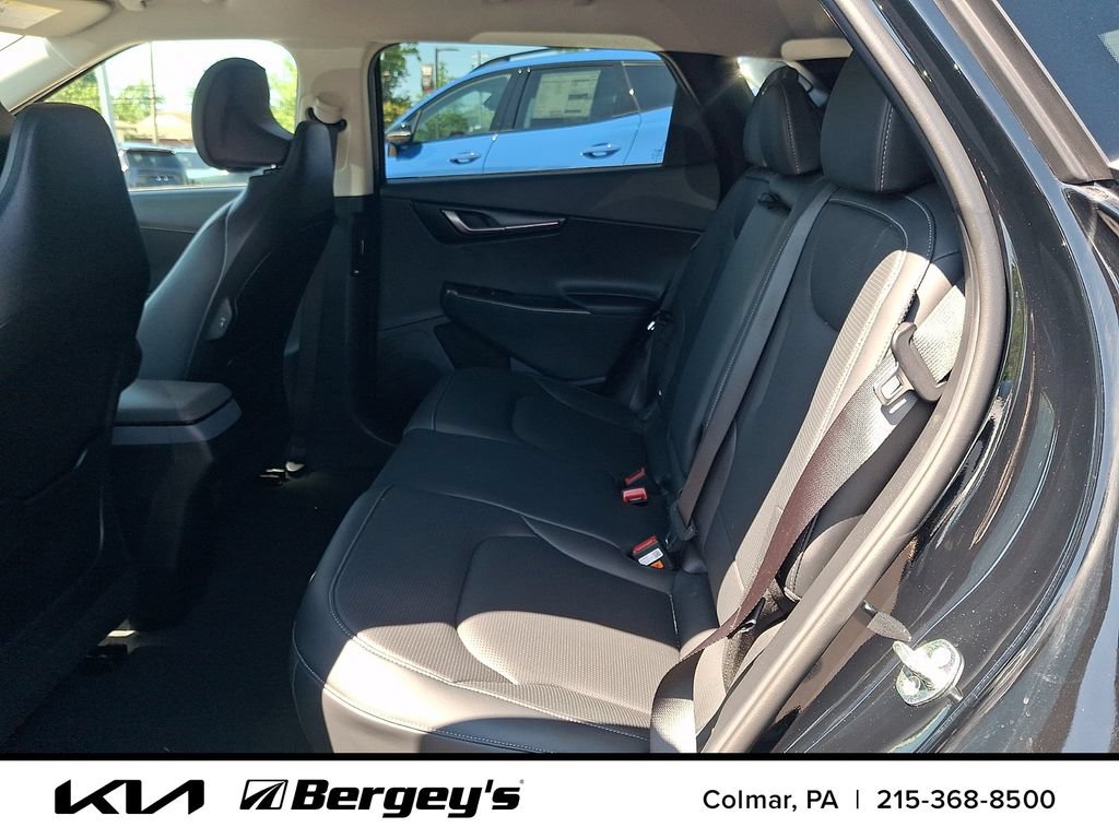 Certified 2025 Kia EV6 Wind AWD/4WD image 12