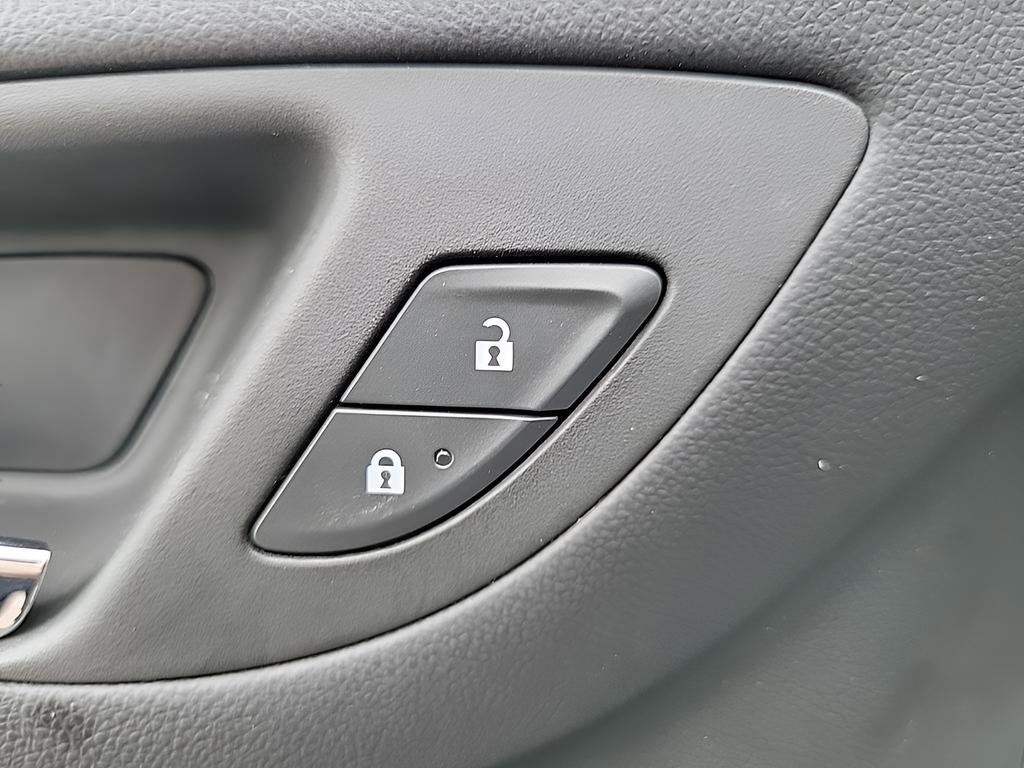 Used 2024 Chevrolet Equinox LT image 13