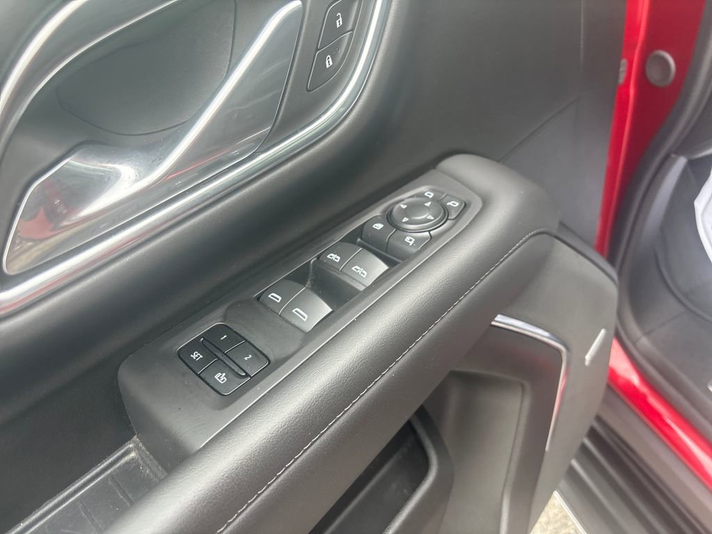 Used 2024 Chevrolet Tahoe LT w/ Luxury Package AWD/4WD image 16