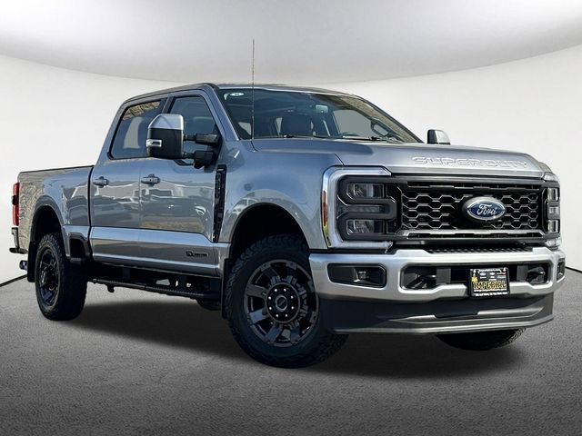 Used 2023 Ford F250 Lariat w/ Sport Appearance Package AWD/4WD image 2