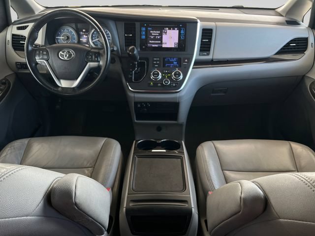 Used 2017 Toyota Sienna XLE w/ XLE Navigation Package AWD/4WD image 16