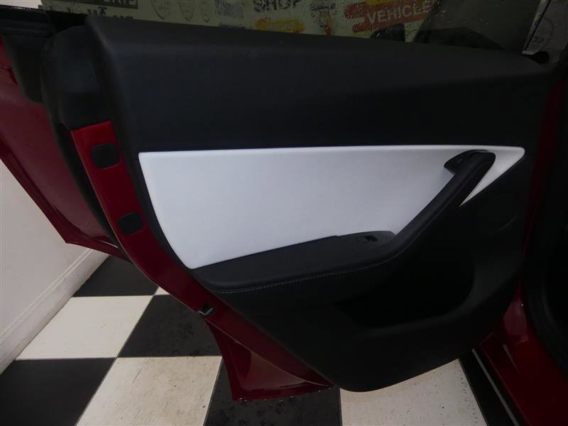 Used 2020 Tesla Model Y Long Range image 22