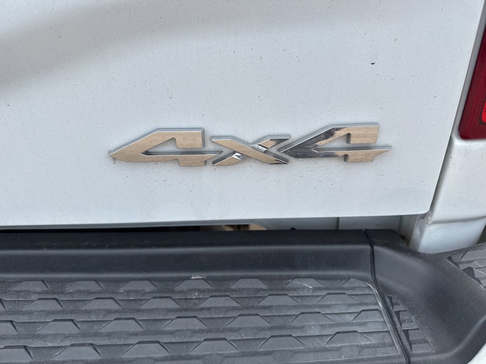 Used 2022 RAM 2500 Limited w/ Towing Technology Group image 9