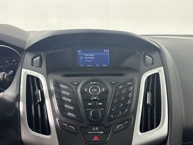 Used 2014 Ford Focus SE FWD image 6