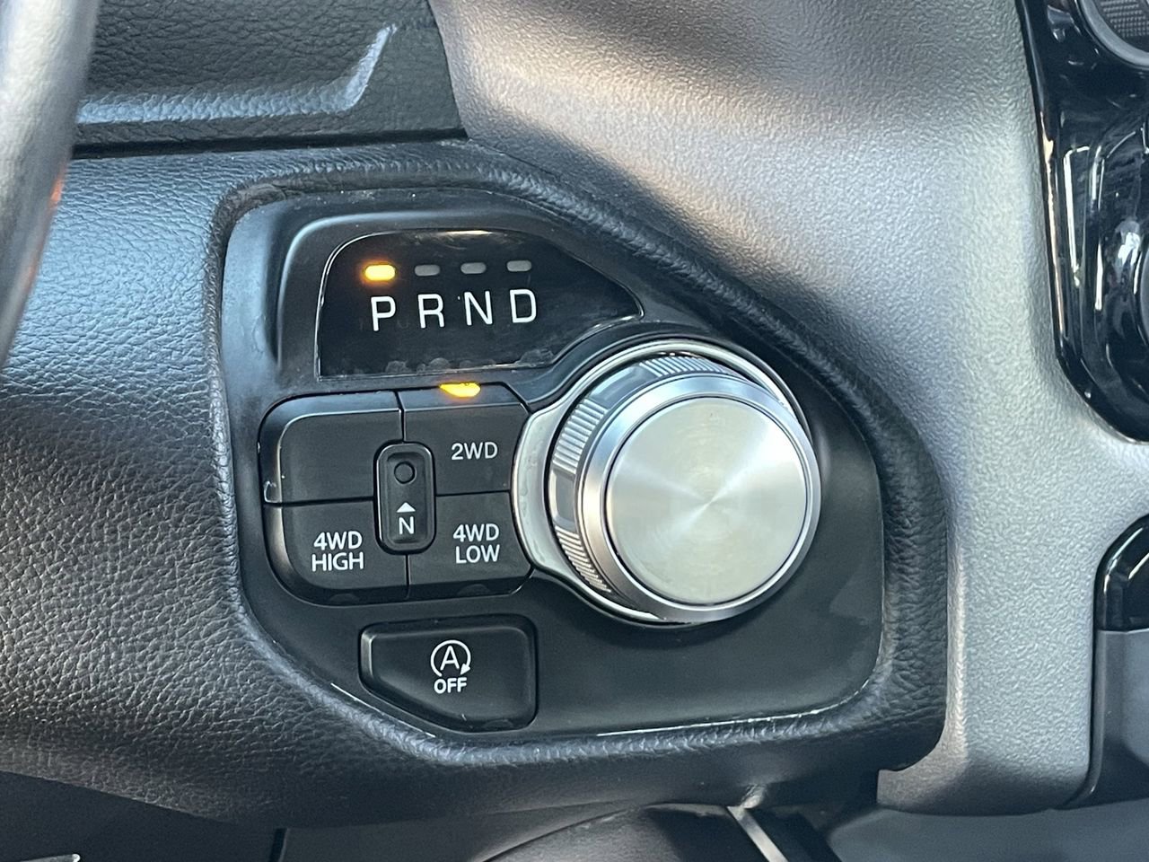 Used 2024 RAM 1500 Laramie image 31