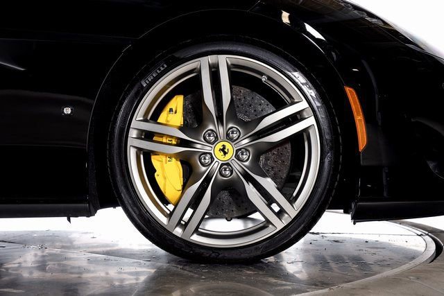 Certified 2019 Ferrari Portofino image 20