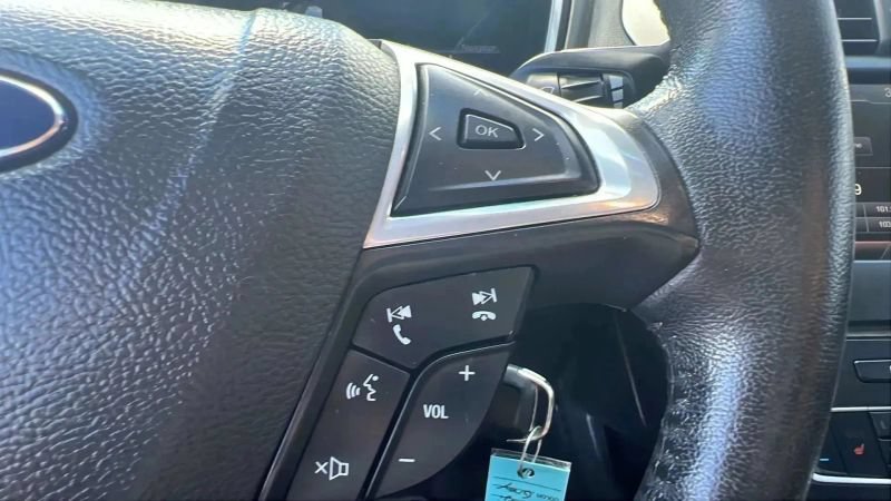 Used 2016 Ford Fusion Energi SE FWD image 23