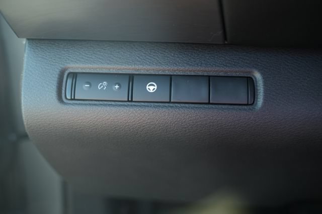 Used 2023 Nissan Pathfinder Rock Creek AWD/4WD image 35