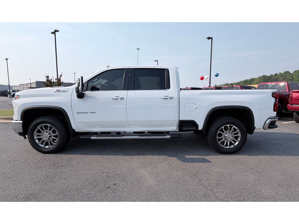 Used 2026 Chevrolet Silverado 2500 LTZ w/ LTZ Premium Package image 5