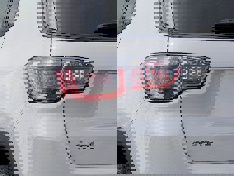 New 2026 Jeep Compass Latitude image 19