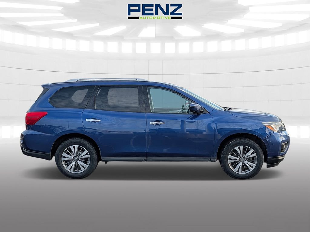 Used 2020 Nissan Pathfinder SL AWD/4WD image 8