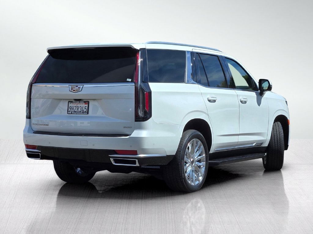 Used 2023 Cadillac Escalade Premium Luxury w/ Performance Package AWD/4WD image 5