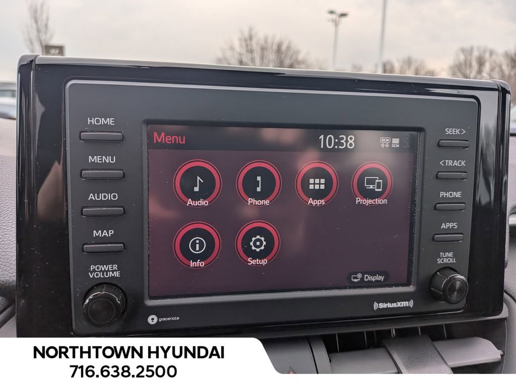 Used 2021 Toyota RAV4 LE AWD/4WD image 21