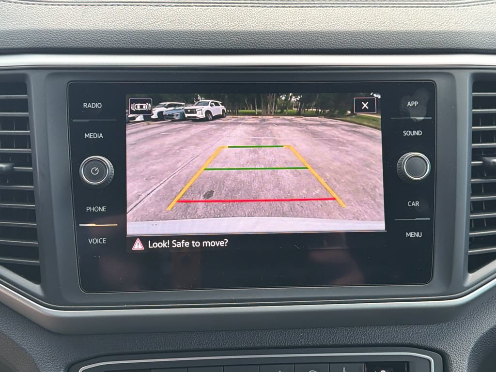 Used 2021 Volkswagen Atlas Cross Sport SE w/ V6 Towing Package FWD image 31