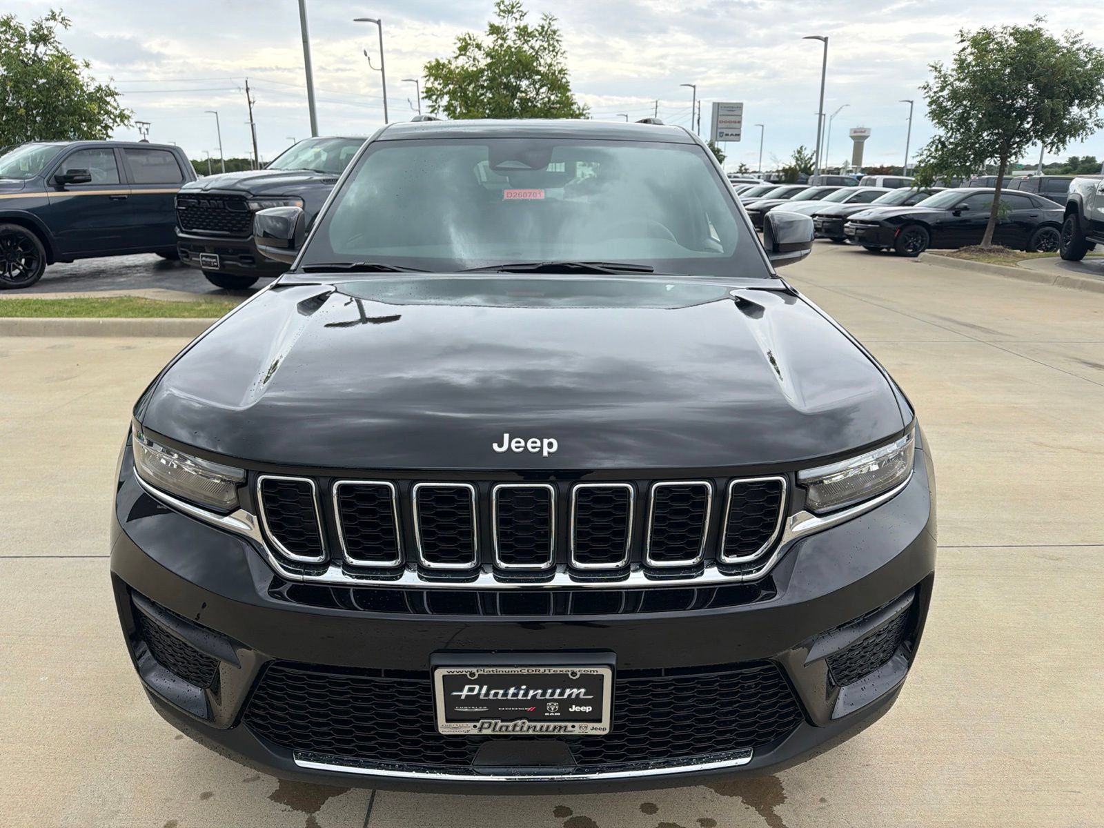 New 2026 Jeep Grand Cherokee Laredo AWD/4WD image 8
